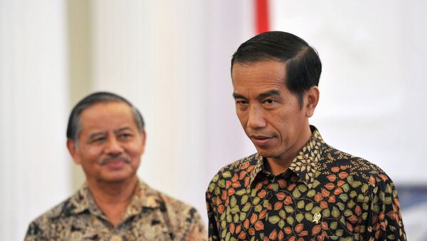 Joko Widodo, presidente de Indonesia (a la derecha) - Sputnik Mundo