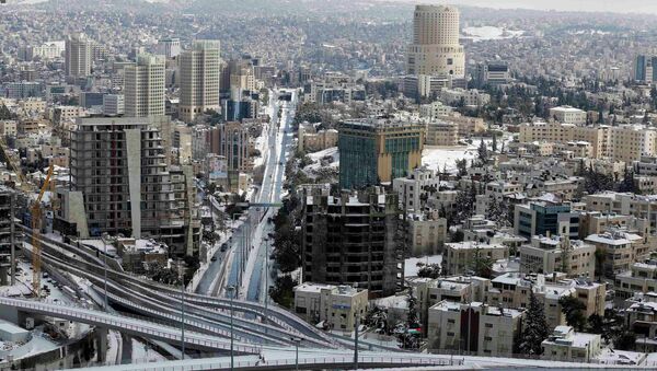 A general view shows the city of Amman during a heavy snowstorm February 20, 2015. - Sputnik Mundo