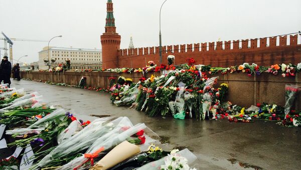 Marcha de luto en homenaje al opositor ruso Borís Nemtsov - Sputnik Mundo