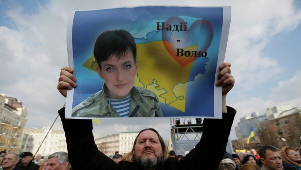 Marcha en apoyo de Nadezhda Sávchenko en Kíev - Sputnik Mundo