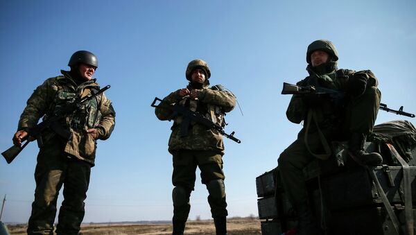 Kiev tramita una ley para que los voluntarios extranjeros puedan servir en su Ejército - Sputnik Mundo