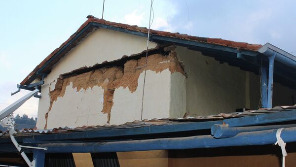 Damage caused by an earthquake is seen on a house in Betania village (Colombia) in Santander March 10, 2015 - Sputnik Mundo