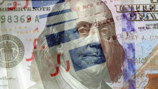 A picture illustration shows U.S. Dollar and Euro banknotes in Sofia March 12, 2015 - Sputnik Mundo