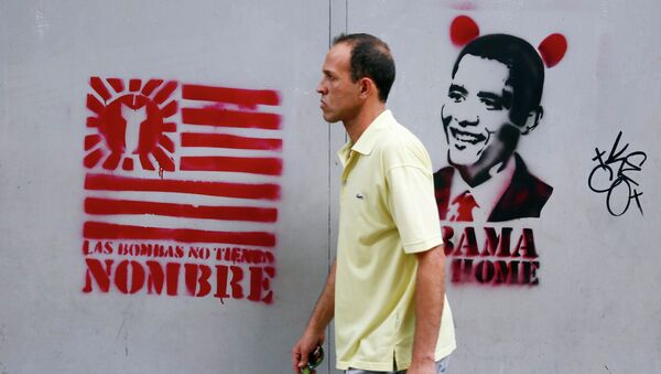 Un grafiti antiamericano en Caracas - Sputnik Mundo