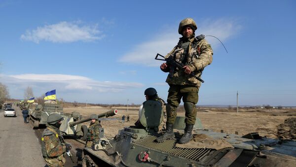Soldados ucranianos en Donbás - Sputnik Mundo