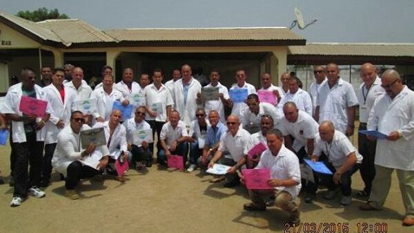 Brigada medica cubana Henry Reeve en Sierra Leone - Sputnik Mundo