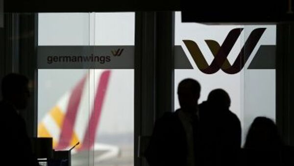 Germanwings cancela vuelos debido a que la tripulación se niega a volar tras el accidente - Sputnik Mundo