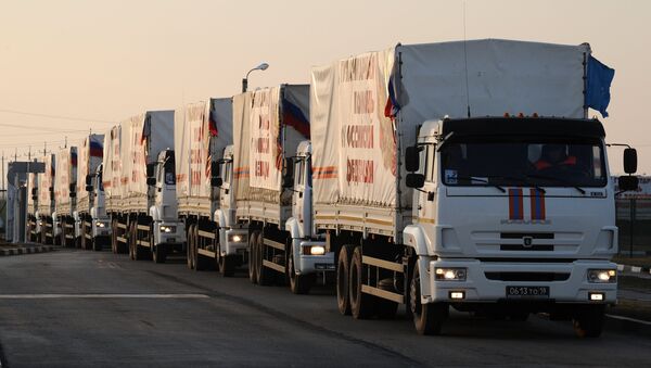 Rusia enviará este jueves el convoy humanitario 38 a Donbás - Sputnik Mundo