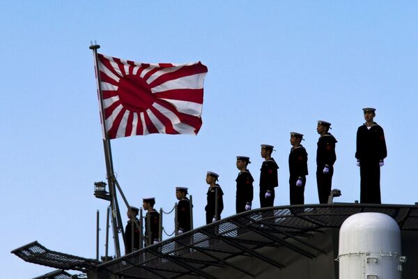 Portahelicópteros Izumo, el gigante de la Armada japonesa - Sputnik Mundo