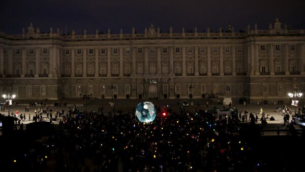 Palacio Real en Madrid durante la Hora de la Tierra - Sputnik Mundo