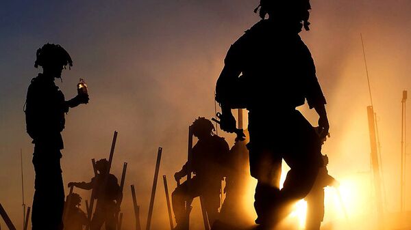 Soldiers Dismantling Patrol Base in Afghanistan - Sputnik Mundo