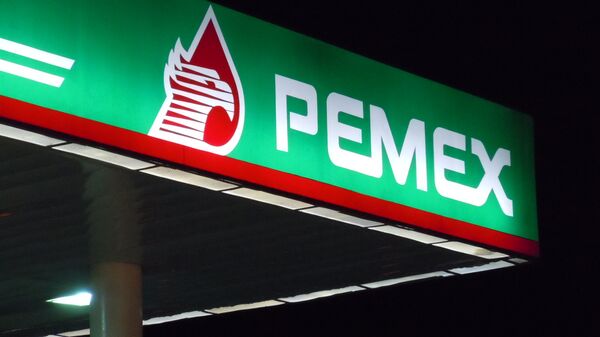 Pemex descubre cuatro campos petroleros en costa del Golfo de México - Sputnik Mundo