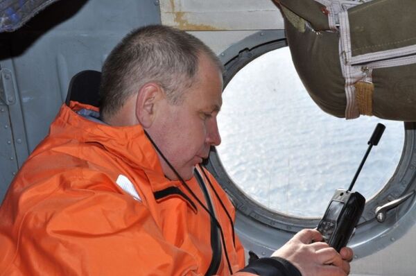 Operación de rescate en la zona del naufragio del pesquero ruso en el mar de Ojotsk - Sputnik Mundo