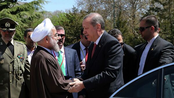 Hassan Rouhani y Recep Tayyip Erdogan - Sputnik Mundo