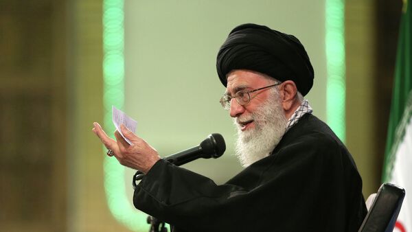 Alí Jameneí, líder supremo de Irán - Sputnik Mundo