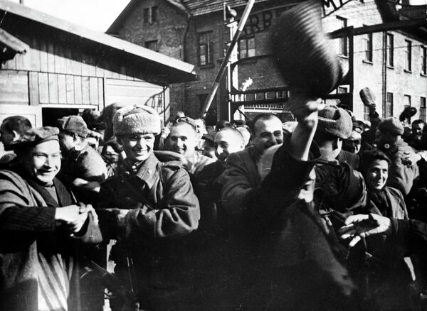 Día Internacional de la Liberación de los Campos de Concentración Nazis - Sputnik Mundo