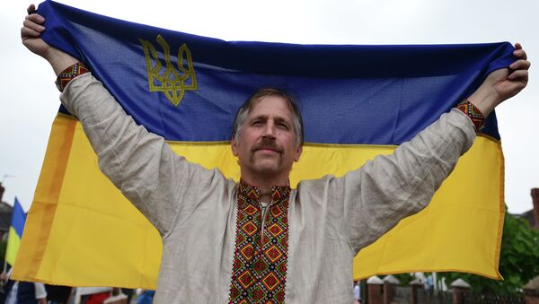 Un hombre ucraniano - Sputnik Mundo