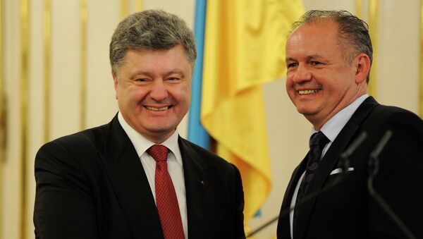 Presidente de Ucrania, Petró Poroshenko y presidente de Eslovaquia, Andrej Kiska - Sputnik Mundo