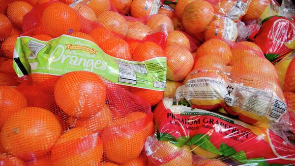 Bags of orange and grapefruit - Sputnik Mundo