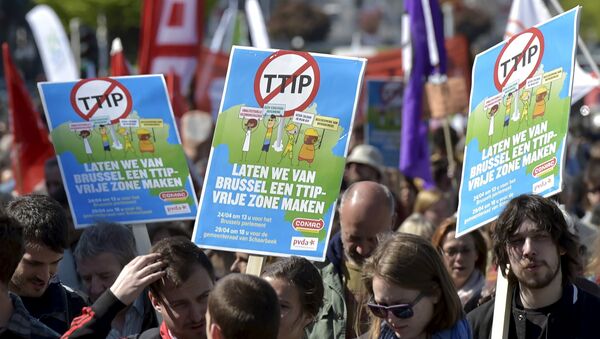 Europa se levanta contra el TTIP - Sputnik Mundo