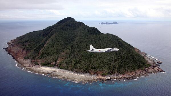 Una de las islas Senkaku - Sputnik Mundo