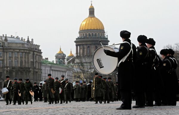 Ciudades de Rusia ensayan el Desfile de la Victoria - Sputnik Mundo