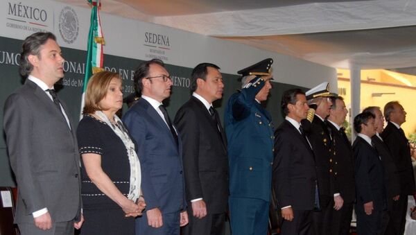 Homenaje póstumo a los militares caídos en el estado de Jalisco - Sputnik Mundo