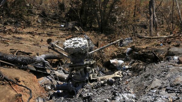 Helicóptero militar derribado por narcos en Jalisco - Sputnik Mundo
