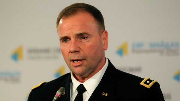 Teniente general Ben Hodges, comandante de las fuerzas de Estados Unidos en Europa - Sputnik Mundo
