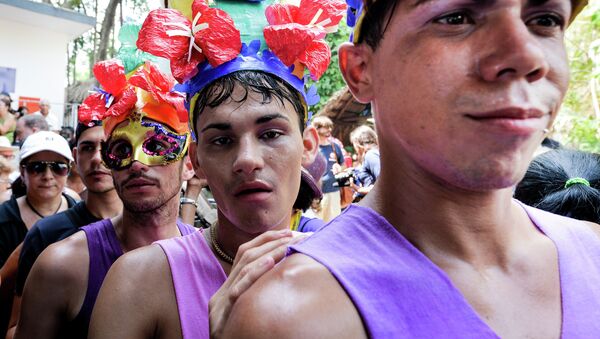 Miembros de la comunidad LGBT de Cuba - Sputnik Mundo