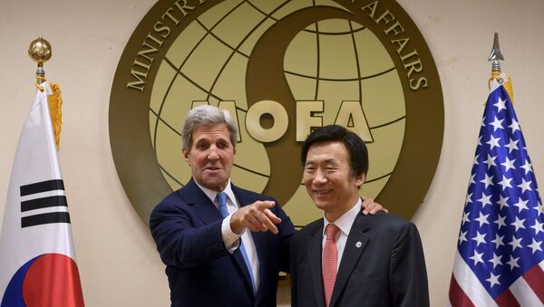 Secretario de Estado de EEUU, John Kerry y ministro de Asuntos Exteriores de Corea del Sur, Yun Byung-se - Sputnik Mundo