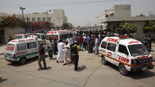 Ambulancias en Karachi, Pakistán (archivo) - Sputnik Mundo