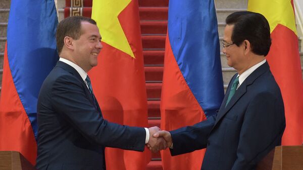 Primer ministro de Rusia, Dmitri Medvédev y primer ministro de Vietnam, Nguyen Tan Dung (archivo) - Sputnik Mundo