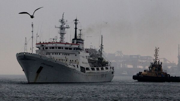 El buque ruso de investigación oceanográfica Almirante Vladímirski - Sputnik Mundo