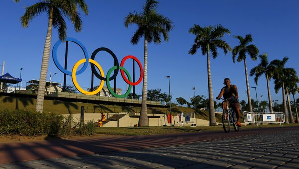 Anillos olímpicos en Madureira Park en Río de Janeiro - Sputnik Mundo