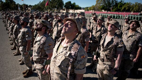 Members of the Spanish Legion at the base military Alvarez de Sotomayor in Almeria on January 23, 2015 before their departure to Irak - Sputnik Mundo