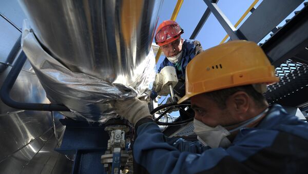 Instalaciones de la compañía petrolera rusa Gazprom Neft - Sputnik Mundo