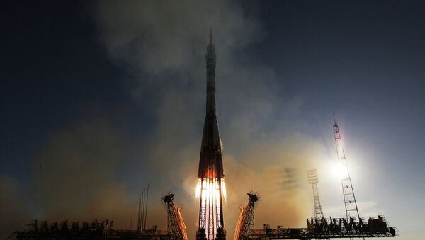 Lanzamiento del cohete Soyuz-FG desde el cosmódromo de Baikonur (archivo) - Sputnik Mundo