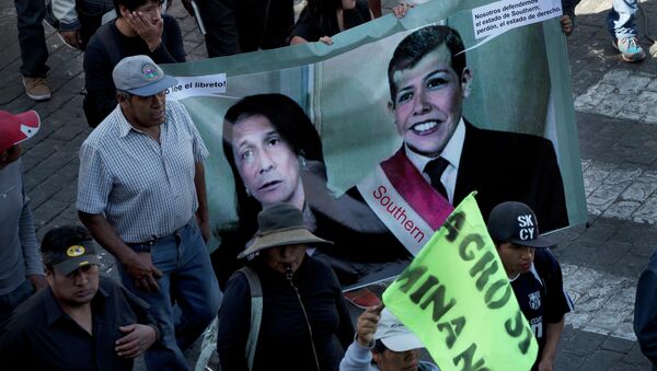 Manifestación de protesta en Arequipa, Perú - Sputnik Mundo