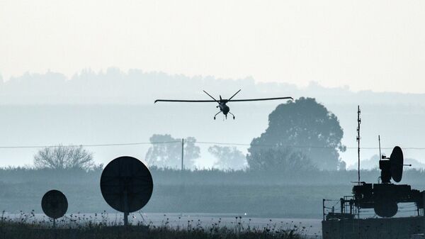 A picture shows an Israeli army UAV landing in an airfield, in the Israeli-annexed Golan Heights - Sputnik Mundo