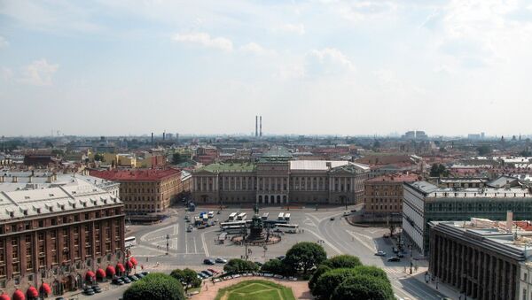 Plaza de San Isaac en San Petersburgo - Sputnik Mundo