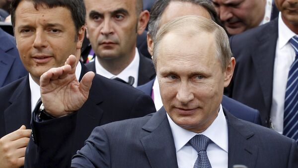 Matteo Renzi, primer ministro de Italia y Vladímir Putin, presidente de Rusia - Sputnik Mundo