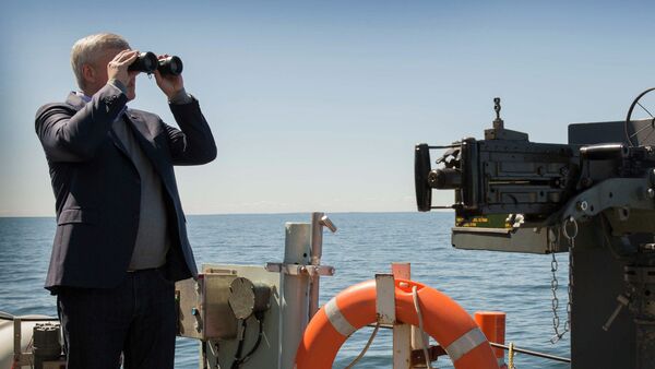Primer ministro canadiense afirma haber visto buques de guerra rusos en el Báltico - Sputnik Mundo