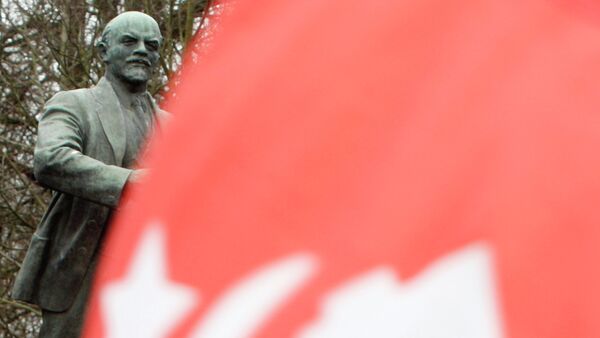 Líder del Partido Comunista de Rusia sale en defensa de Lenin - Sputnik Mundo