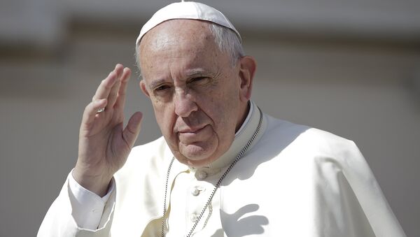 Papa Francisco en Vaticano, el 17 de junio, 2015 - Sputnik Mundo