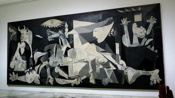 La pintura de Pablo Picasso 'Guernica' en el museo de la Reina Sofia en Madrid - Sputnik Mundo