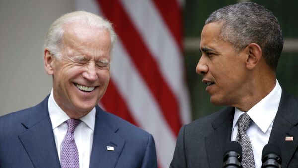Presidente de EEUU, Barack Obama con vicepresidente, Joe Biden - Sputnik Mundo
