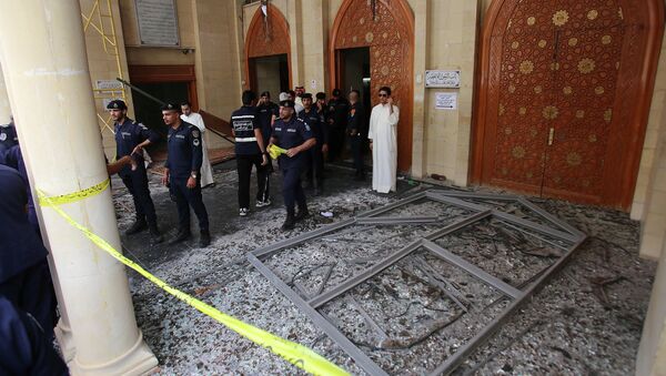 Atentado terrorista en la mezquita de Imam Sadiq (archivo) - Sputnik Mundo