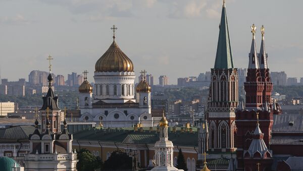 Catedral de Cristo Salvador, el Kremlin y el Museo Estatal de Historia en Moscú, Rusia - Sputnik Mundo