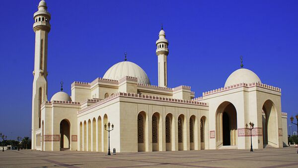 La Mezquita Al-Fateh en Bahréin - Sputnik Mundo
